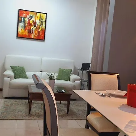 Adeline House Apartmán