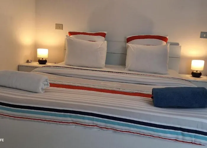 Adeline House Lägenhet *